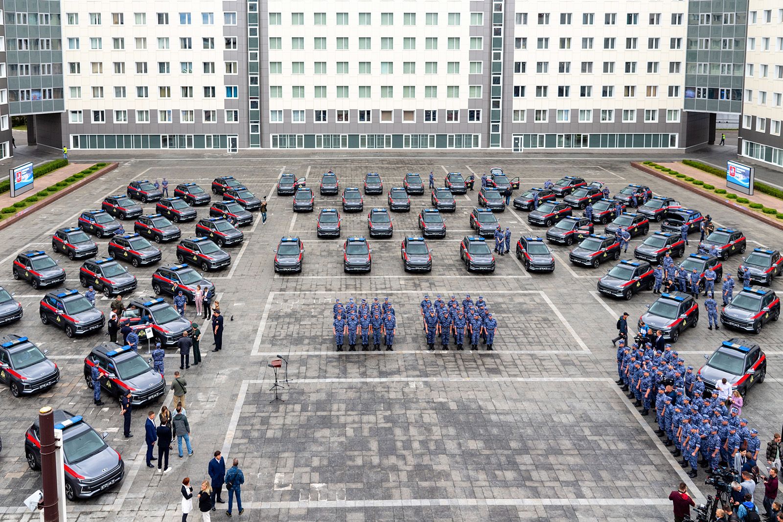 В Москве задержали мужчину за нападение с бутылкой на охранника