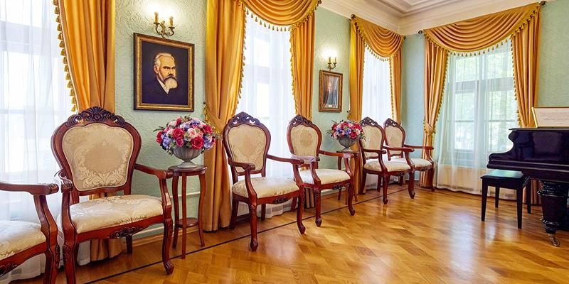 В память о великих: как столичные школы искусств сохраняют наследие классиков