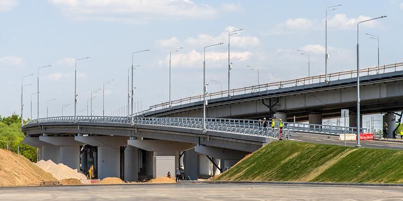 Участок дороги с выездом на Московский скоростной диаметр строят на юге столицы