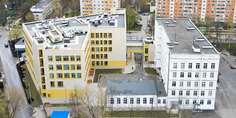 Восемь объектов образования передали городу инвесторы и застройщики с начала года
