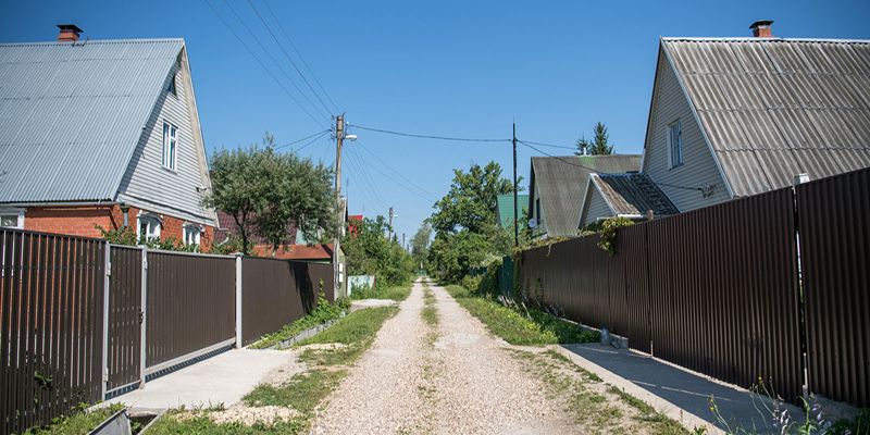 Специалисты МосгорБТИ получили более 100 заявлений о переводе садовых домов в жилые