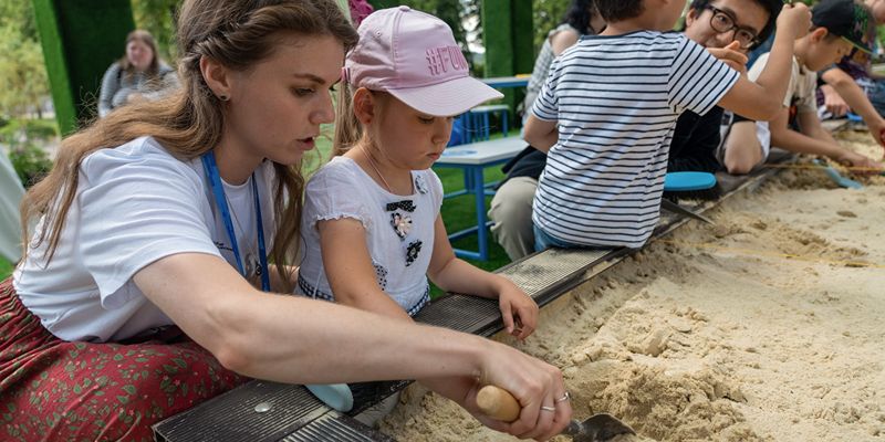 Выставка, 3D-экспозиция и волонтерские акции: как в Москве отмечают День археолога
