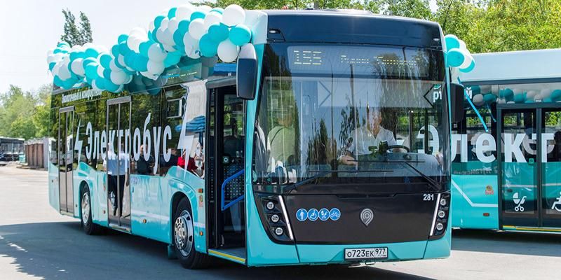 Электробусы из Москвы вышли на маршрут в Луганске
