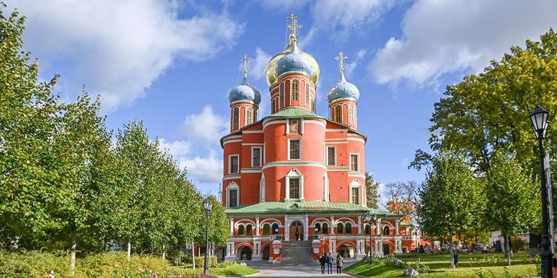 Фрагмент южной стены Донского монастыря с колумбарием приведут в порядок