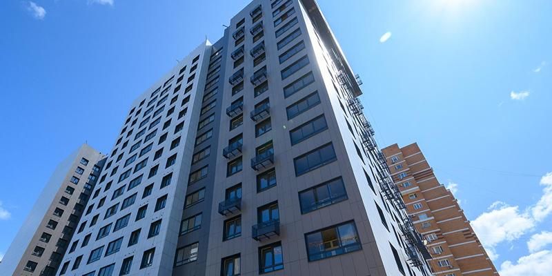 Около 670 москвичей приступили к осмотру квартир по программе реновации в Обручевском районе