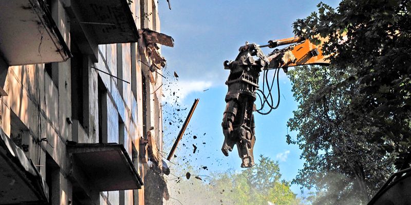 В августе по программе реновации демонтировали восемь домов