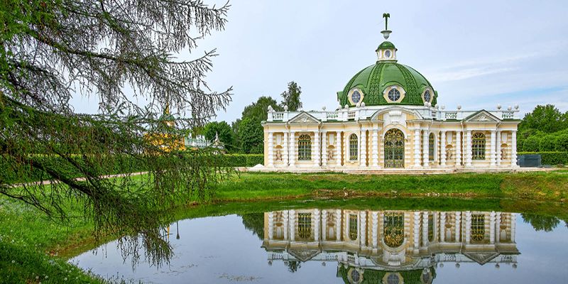 Дом Ивана Тургенева, павильон «Грот» и квартира Федора Достоевского: более 40 музейных зданий отреставрировали в столице за последние пять лет