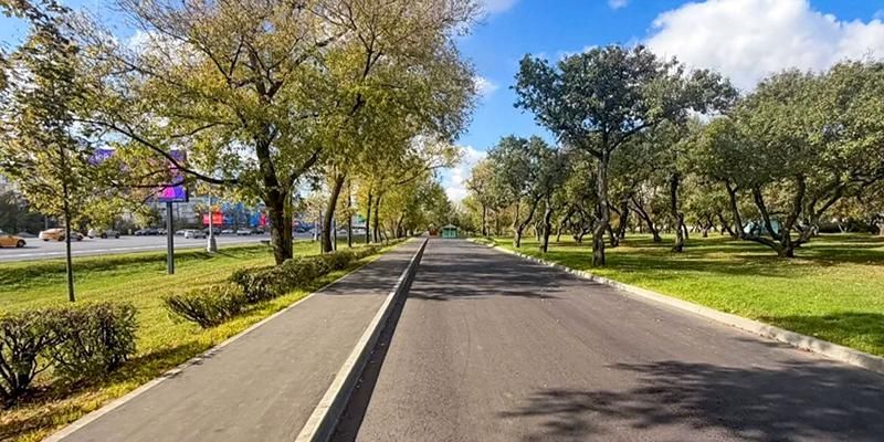 В сквере на западе Москвы обновили местный проезд
