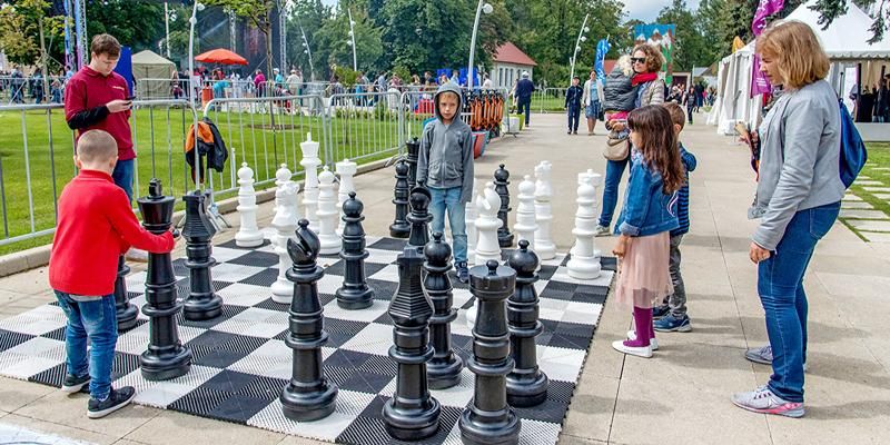 Лекции, турниры и мастер-классы: ВДНХ приглашает на День шахмат