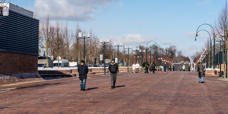 Возле станций Большой кольцевой линии метро сделали многофункциональные общественные пространства