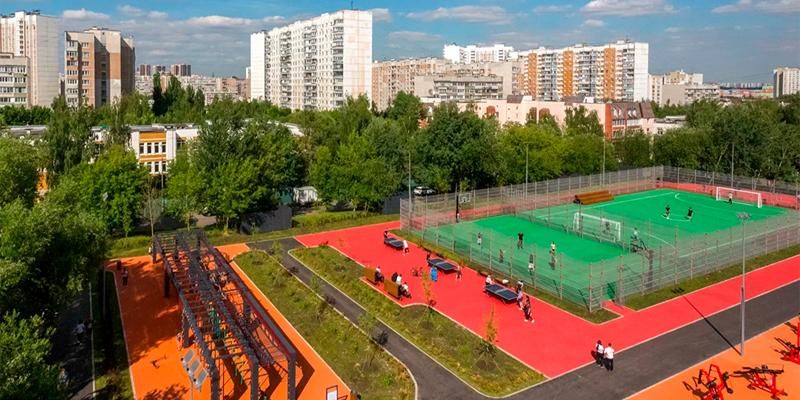 Собянин: Новые спорткластеры и детские площадки появились на юго-западе Москвы